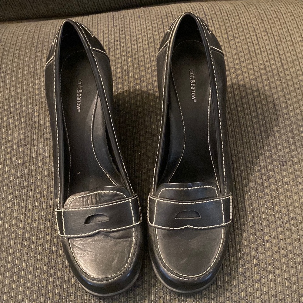 Croft and Barrow Black Pumps